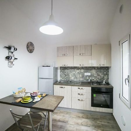 Agape Apartment ตารันโต ภายนอก รูปภาพ
