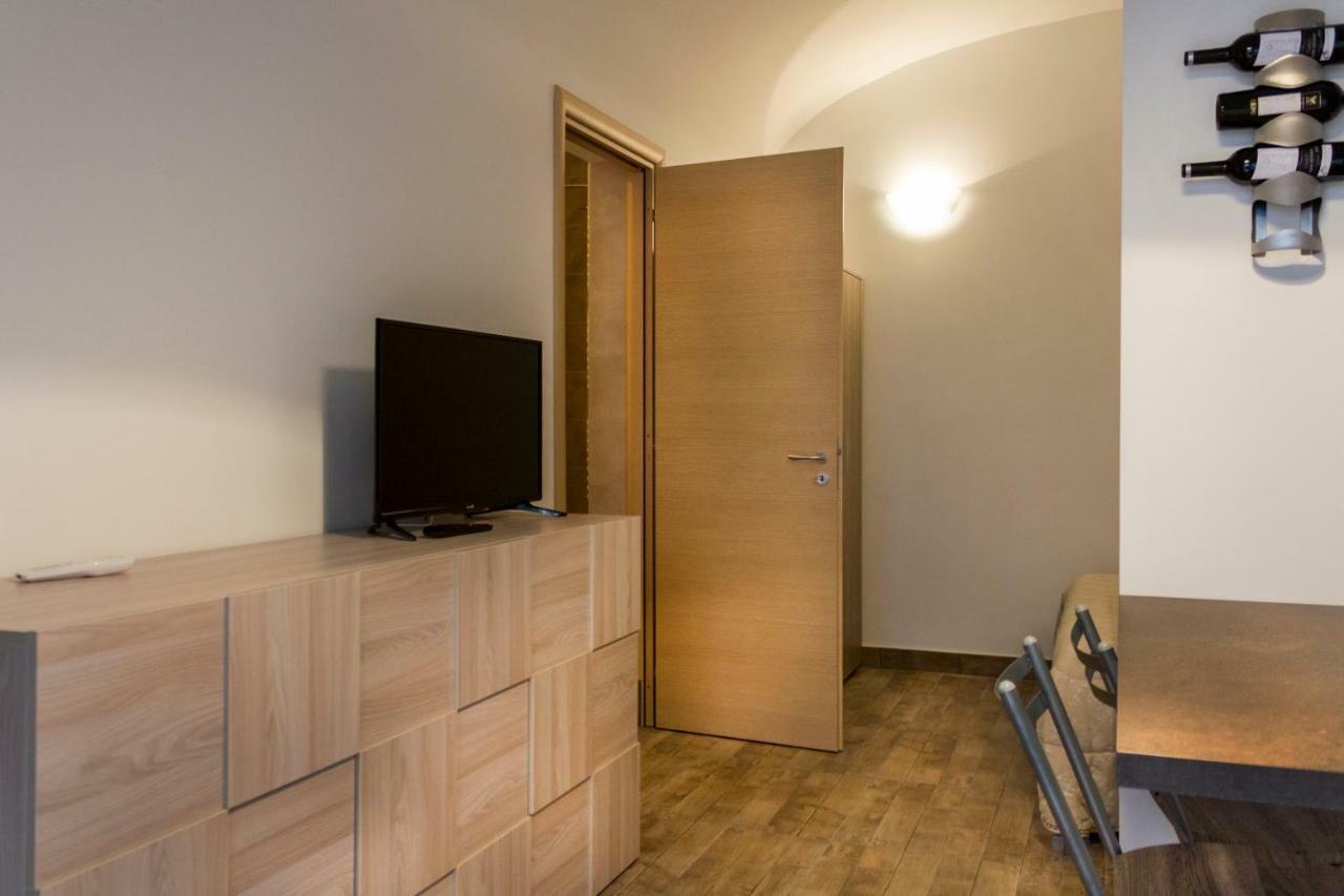 Agape Apartment ตารันโต ภายนอก รูปภาพ